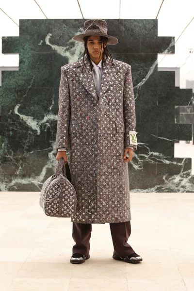 Look 42